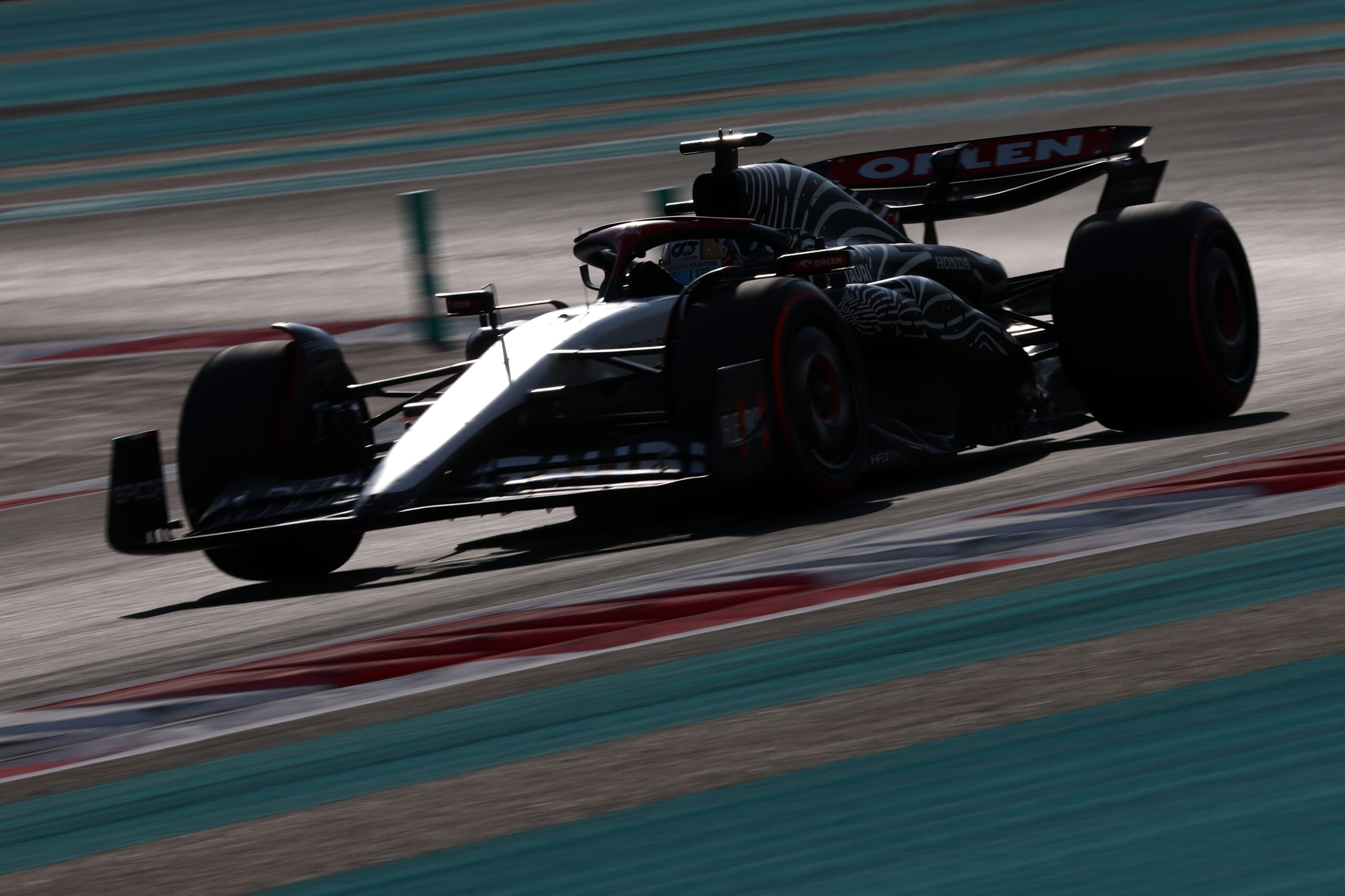 F1S Shocking Response To Track Protests You Wont Believe This - pj478tc